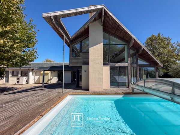 Maison 7 pièce(s) 5 chambre(s) 385 m²