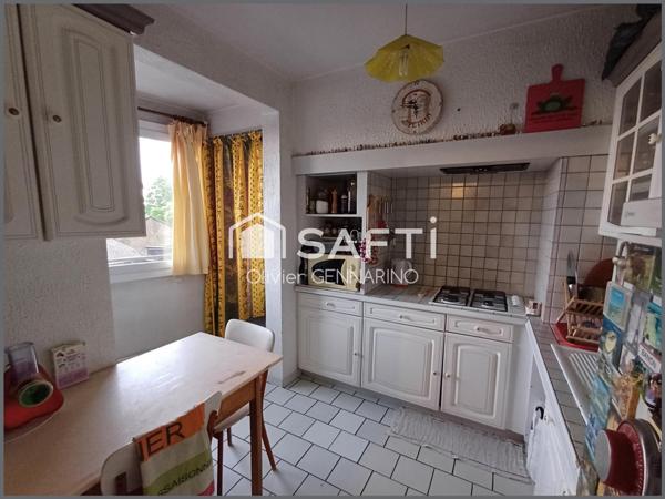 APPARTEMENT DE TYPE 3 EN CENTRE VILLE