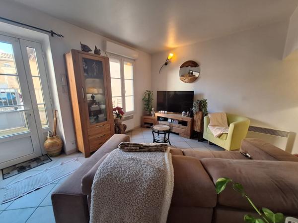 A VENDRE - Immeuble Redessan 2 Lots