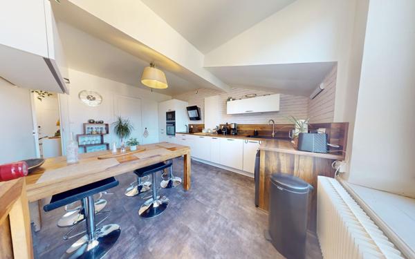 Appartement à vendre    3 pièces • 75,63 m2 Neuville-sur-Saône