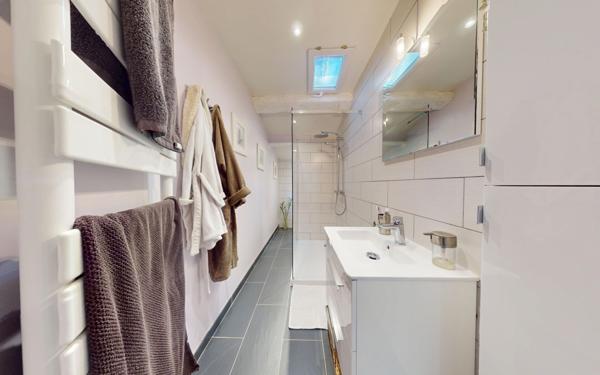 Appartement à vendre    3 pièces • 75,63 m2 Neuville-sur-Saône