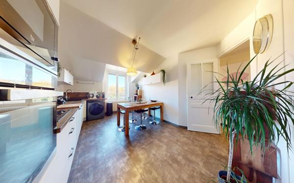 Appartement à vendre    3 pièces • 75,63 m2 Neuville-sur-Saône