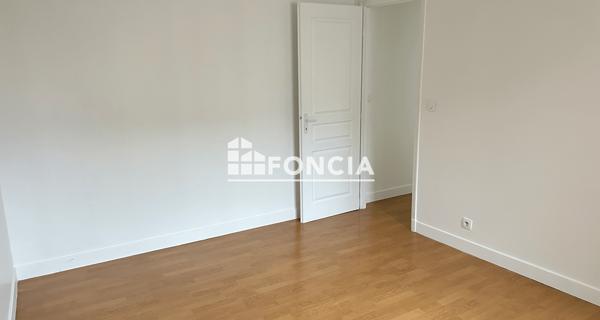 Location Appartement 3 pièces 63.7 m² - Paris 75019