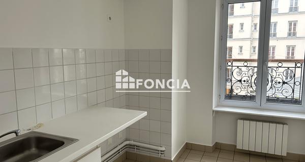 Location Appartement 3 pièces 63.7 m² - Paris 75019