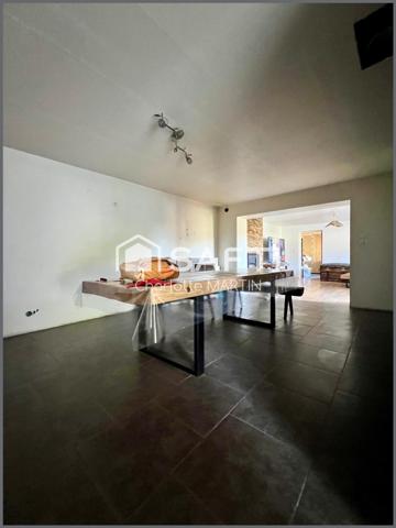 Maison familiale sur 5 hectares