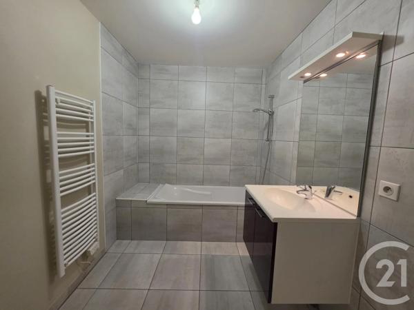 Appartement F3 à vendre  3 pièces - 74,85 m 2   BESANCON  - 25