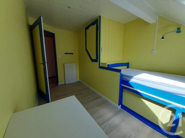 Immeuble à vendre  200 m 2   MORTEAU  - 25