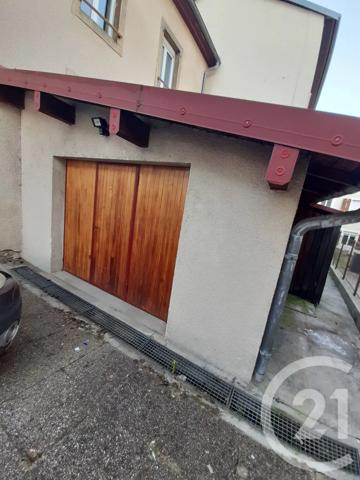 Immeuble à vendre  200 m 2   MORTEAU  - 25