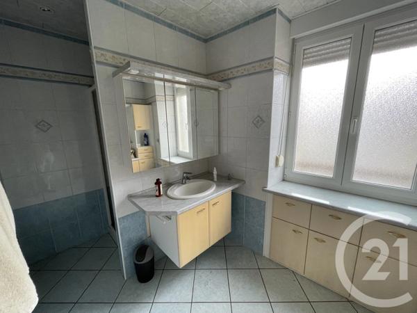 Immeuble à vendre  200 m 2   MORTEAU  - 25