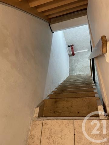 Immeuble à vendre  200 m 2   MORTEAU  - 25