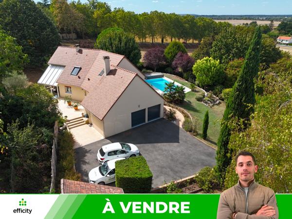 Maison
         6 pièces
        - 197 m² 440 000 € *