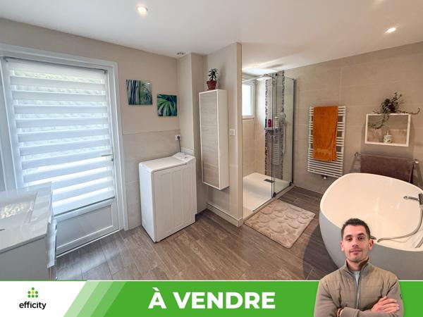 Maison
         6 pièces
        - 197 m² 440 000 € *