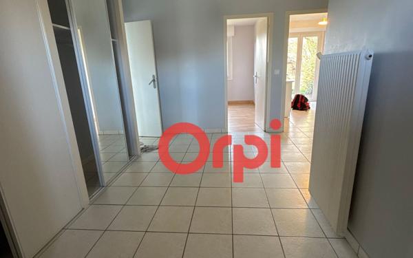 Maison à louer    5 pièces •  Nesle