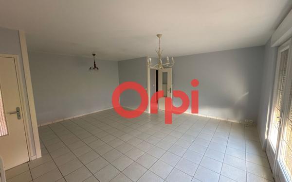 Maison à louer    5 pièces •  Nesle