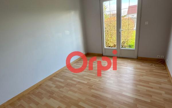 Maison à louer    5 pièces •  Nesle