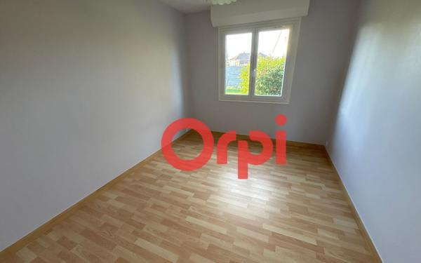 Maison à louer    5 pièces •  Nesle