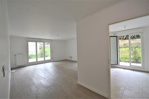 Appartement 4 pièces - Terrasse 28 m² - Métro Léo Lagrange