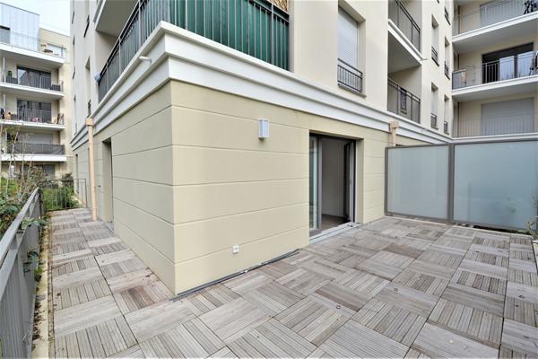 Appartement 4 pièces - Terrasse 28 m² - Métro Léo Lagrange