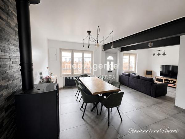 Maison à CHOLET, 49300 - 5 pièces 118m²