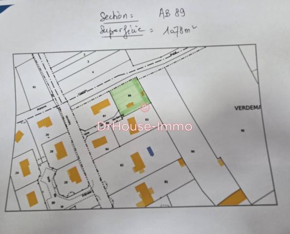 Terrain à vendre de 1 078 m²