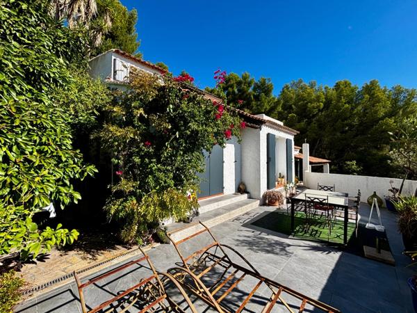 Maison de charme à vendre 6 pièces LA VALETTE DU VAR (83)