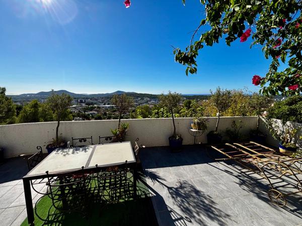 Maison de charme à vendre 6 pièces LA VALETTE DU VAR (83)