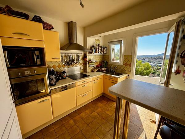 Maison de charme à vendre 6 pièces LA VALETTE DU VAR (83)