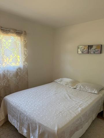 Appartement à vendre 2 pièces EGUILLES (13)