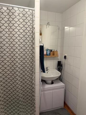 Appartement à vendre 2 pièces EGUILLES (13)