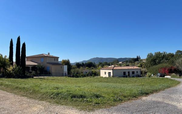 Terrain à vendre    Vallon-Pont-d'Arc