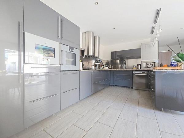 Demeure de prestige  12 pièce(s) 264 m2