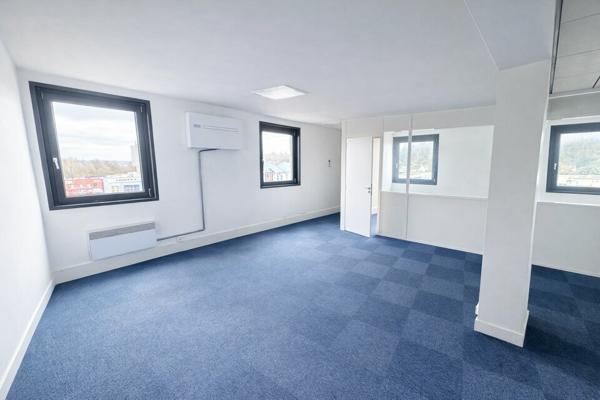 SAINT AVERTIN BUREAUX A LOUER 59 A 118 M² PARKINGS