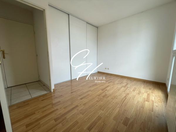 GRENOBLE Appartement T2 bis / T3 - 2 chambres - secteur VIGNY MUSSET