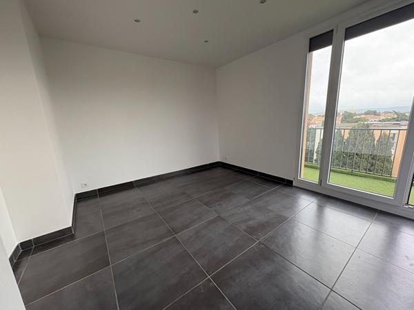 Appartement Narbonne 5 pièce(s) 99.5 m2