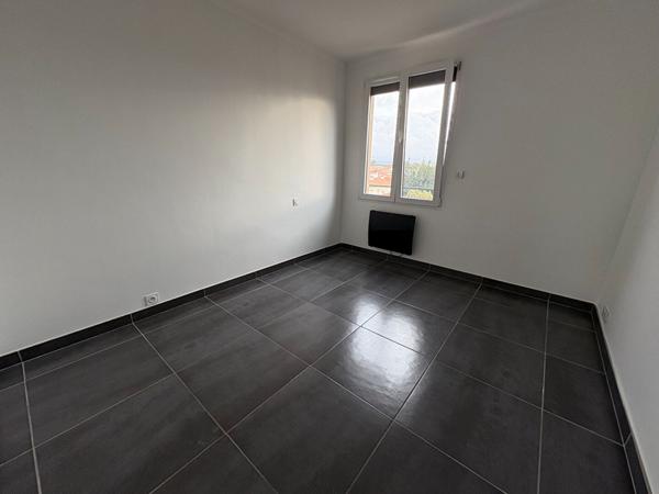 Appartement Narbonne 5 pièce(s) 99.5 m2