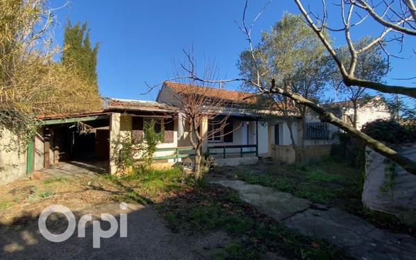 Maison à vendre    4 pièces •  Arles