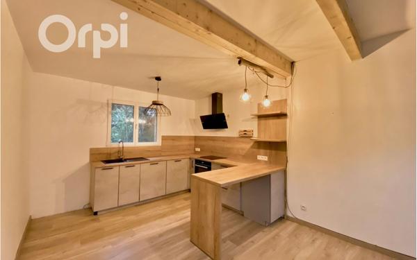 Maison à vendre    4 pièces •  Arles