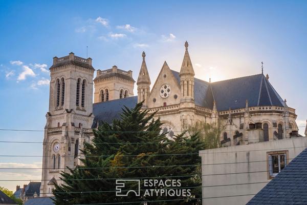 Maison familiale de 216m² à Saint-Donatien : Volumes, jardin intime et vie « tout à pied »