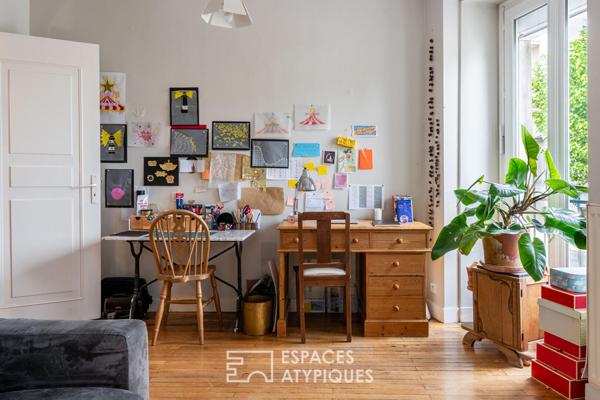 Maison familiale de 216m² à Saint-Donatien : Volumes, jardin intime et vie « tout à pied »