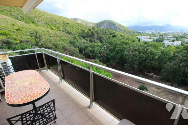 Grand appartement T4 de 79m2 (Carrez) AVEC TRES BELLE VUE MER, dans le 10e (Saint-Tronc)