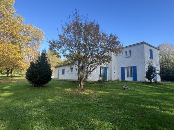 Maison  6 pièce(s)  4 chambre(s)  144 m²