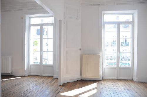 St MARTIN - Centre ville, 
Nous proposons, un appartement ...