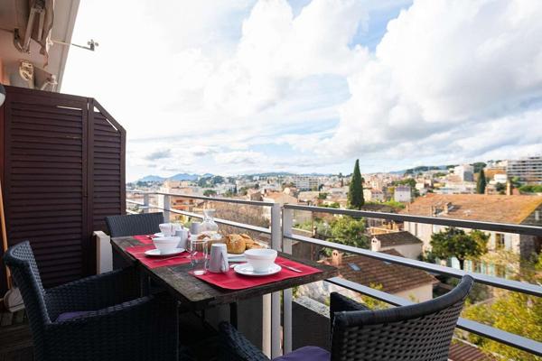 INVESTISSEMENT LOCATIF  LE CANNET  Résidence Zenitude Le Cannet **** - 5,24% de rentabilité