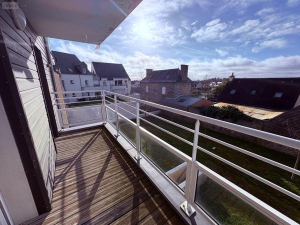 Appartement à vendre à Saint-Méloir-des-Ondes en Ille-et-Vilaine (35350), ref : 11803/2390   
Centre-Bourg