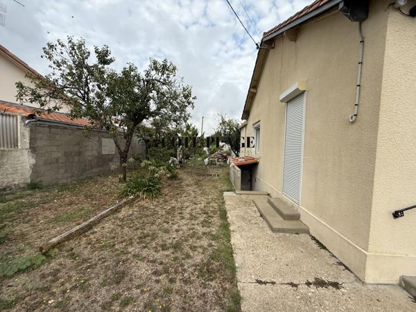 Royan (17200) ROYAN PROCHE COMMERCES - MAISON 71 m² TERRAIN 670 m² AU PRIX DE 262 500 € FAI