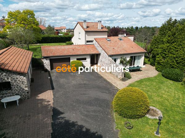 Vente Maison157,5 m² - 7 Pièces - CUSSAC SUR LOIRE (43370)
