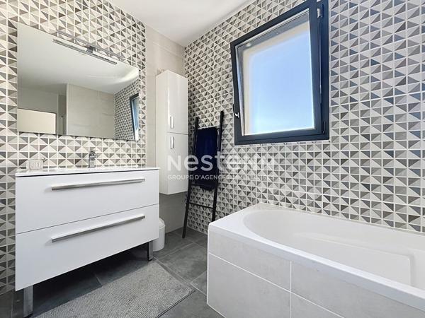 A vendre - Maison contemporaine 4 chambres, 130 m², avec jardin et garage dans le bourg de "Saint Lambert La Potherie"