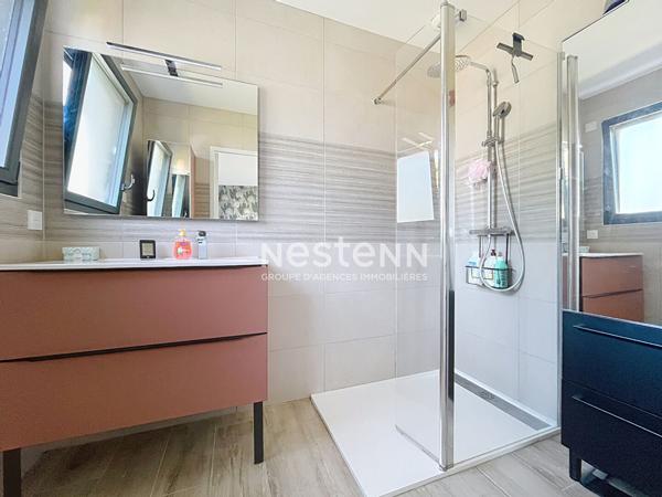 A vendre - Maison contemporaine 4 chambres, 130 m², avec jardin et garage dans le bourg de "Saint Lambert La Potherie"