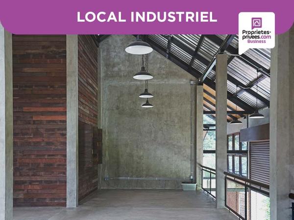 EGLETONS - Local industriel /commercial  3.000 m²