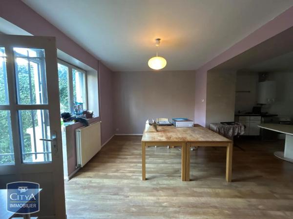 Appartement à louer 4 pièces 92.11m²
